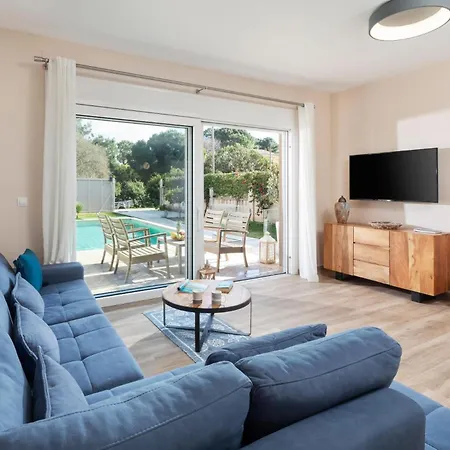 Villa Erato By Vintage Travel